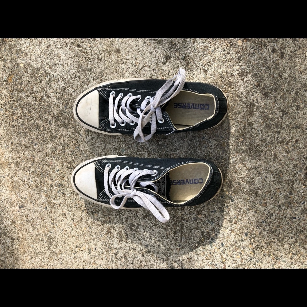 Black converse women’s